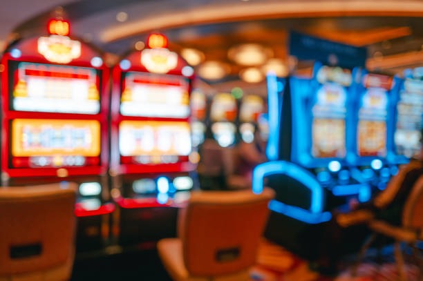 Mobile phone displaying live Baccarat table at crot4d with dealer camera and bet controls